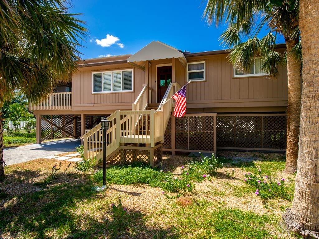 579 Rabbit Road Sanibel, FL 33957 - Photo 1 of 46 Gallery Image 1