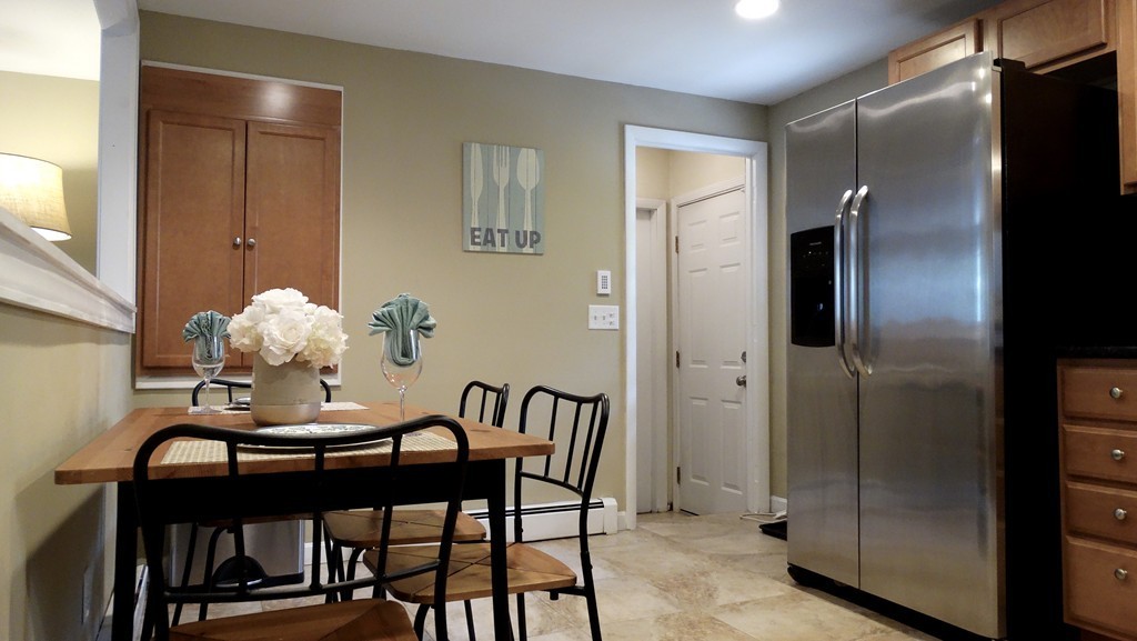 144 Colorado Street Springfield, MA 01118 - Photo 8 of 28