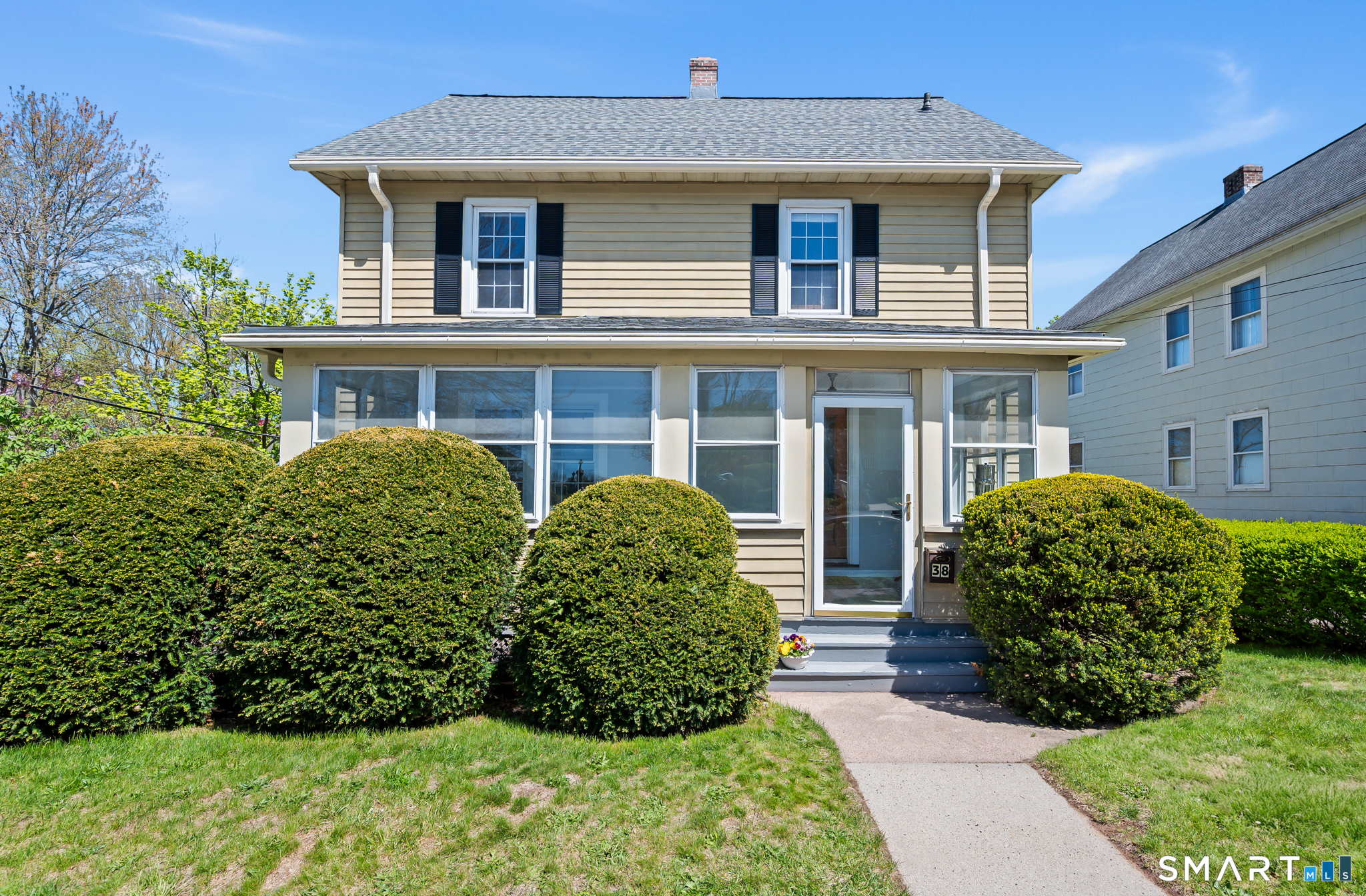 38 Johnson Street Middletown, CT 06457 - Photo 2 of 40