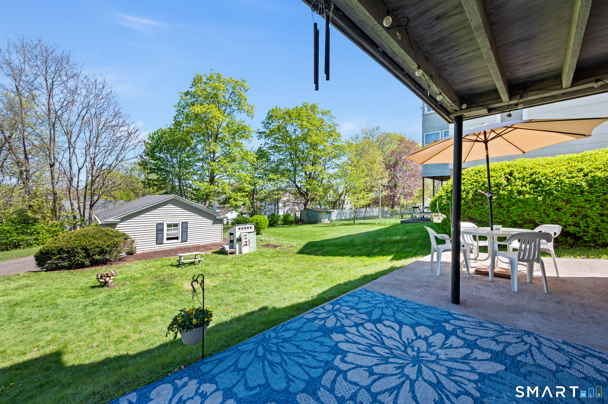 38 Johnson Street Middletown, CT 06457 - Photo 3 of 40