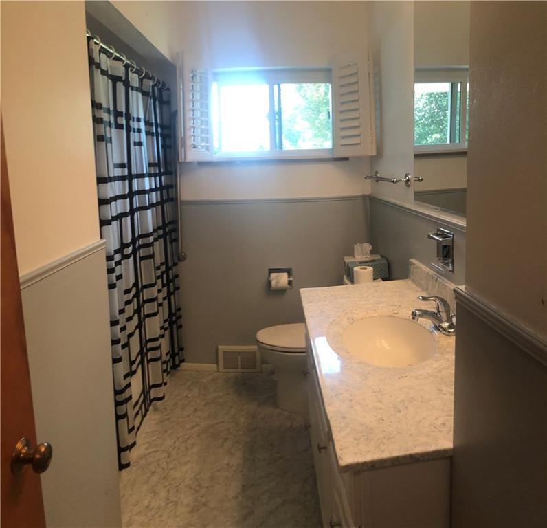 2111 East Mile Road Springfield, OH 45503 - Photo 5 of 23