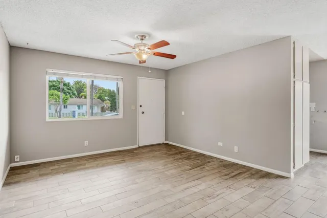 $3,100 | 2825 College Boulevard, Oceanside, CA 92056