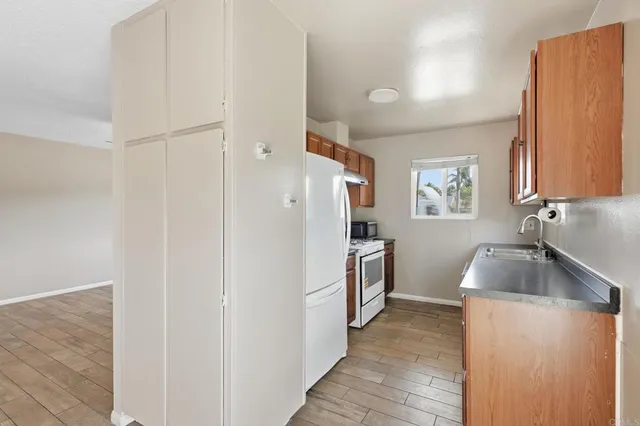 $3,100 | 2825 College Boulevard, Oceanside, CA 92056