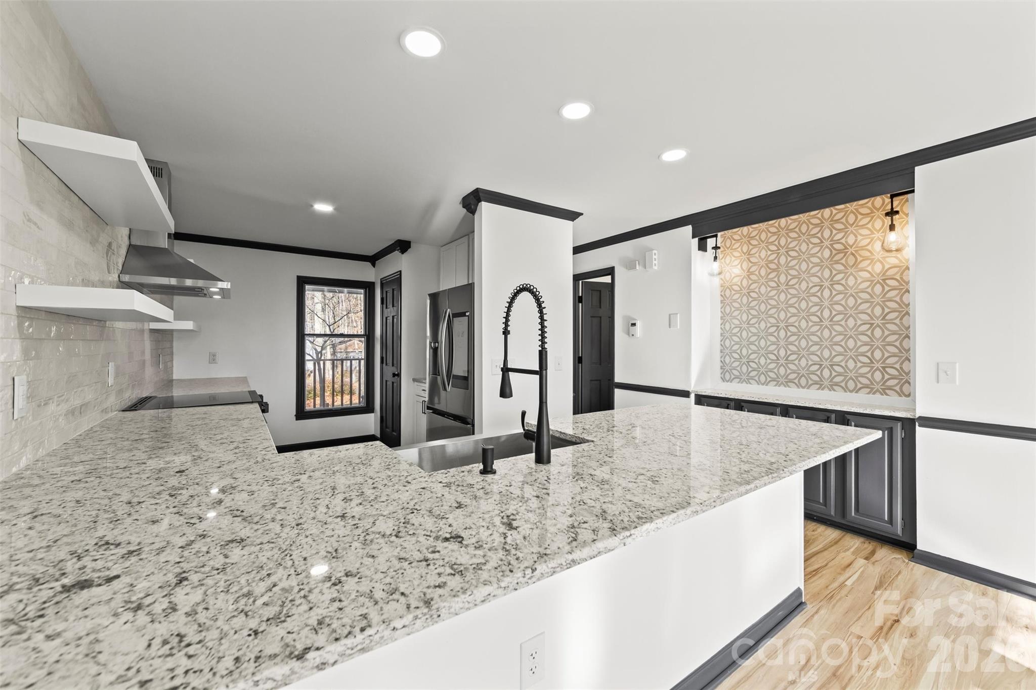 8 Indian Ridge Road Asheville, NC 28803 - Photo 18 of 45 Gallery Image 18