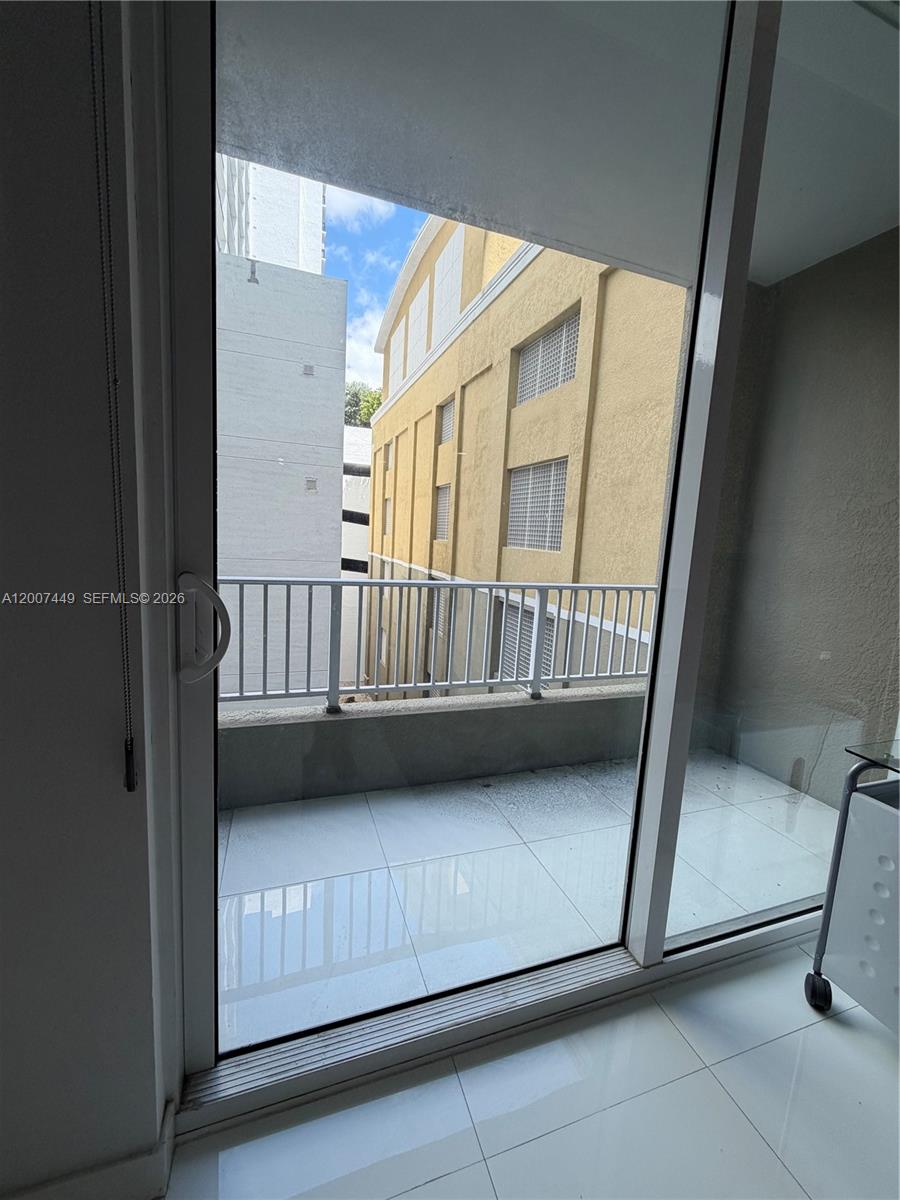3180 Southwest 22nd Terrace, Unit 302 Miami, FL 33145 - Photo 12 of 28