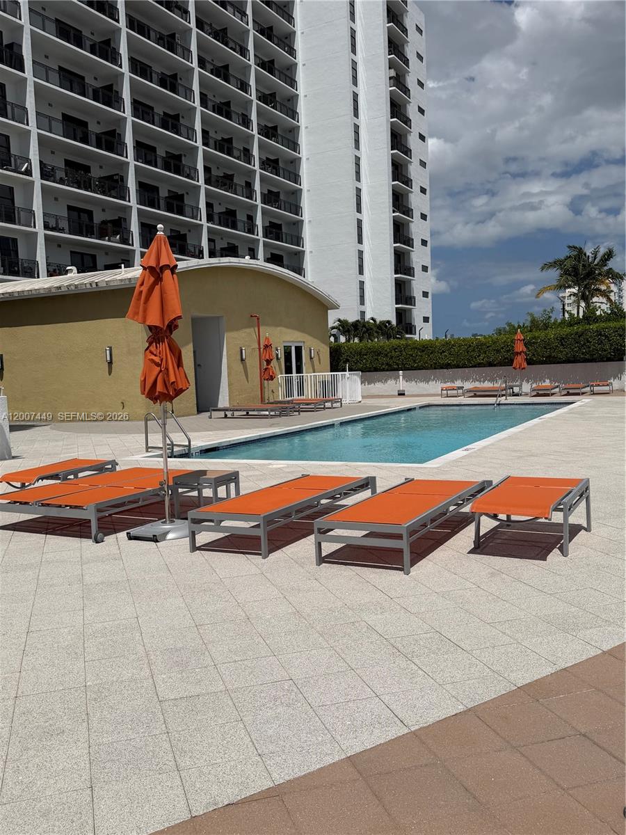 3180 Southwest 22nd Terrace, Unit 302 Miami, FL 33145 - Photo 15 of 28