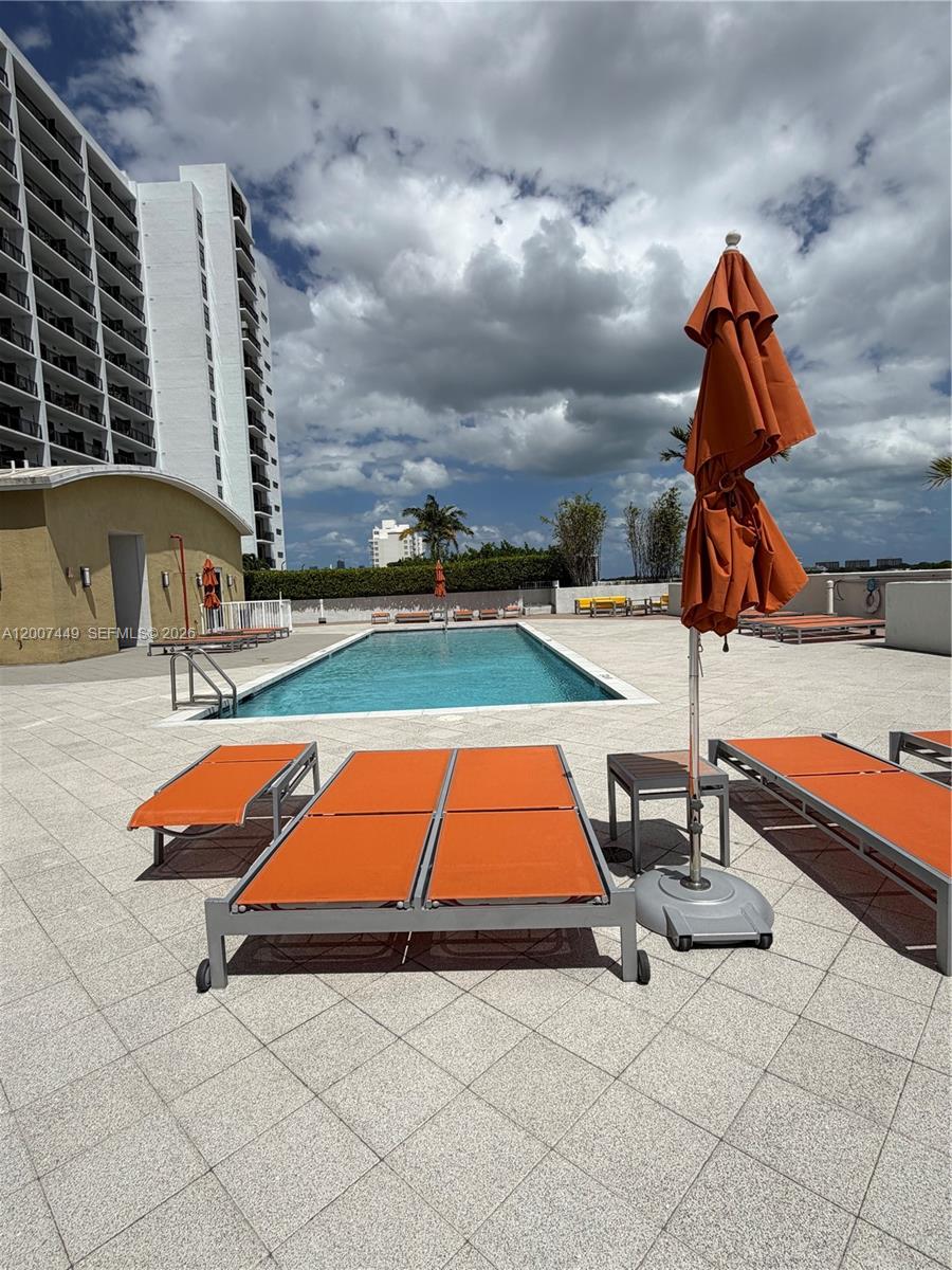 3180 Southwest 22nd Terrace, Unit 302 Miami, FL 33145 - Photo 16 of 28