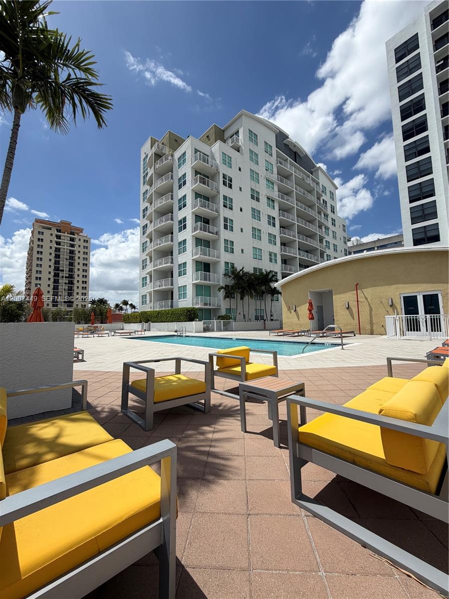 3180 Southwest 22nd Terrace, Unit 302 Miami, FL 33145 - Photo 17 of 28