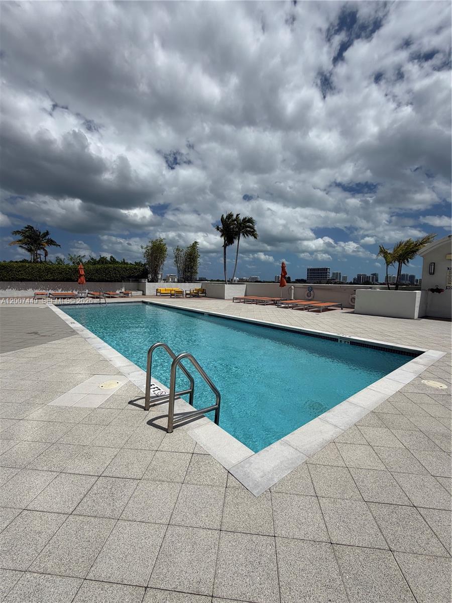 3180 Southwest 22nd Terrace, Unit 302 Miami, FL 33145 - Photo 19 of 28