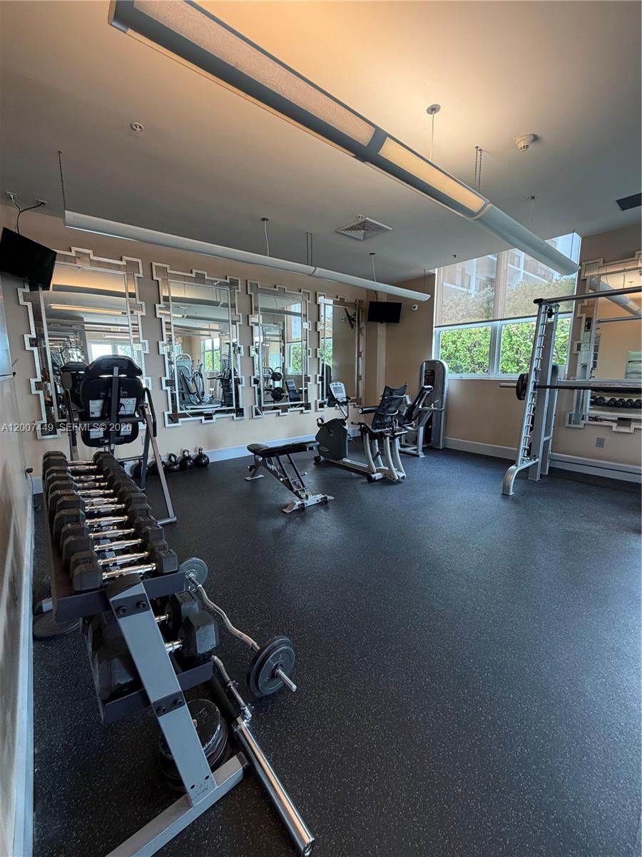 3180 Southwest 22nd Terrace, Unit 302 Miami, FL 33145 - Photo 24 of 28