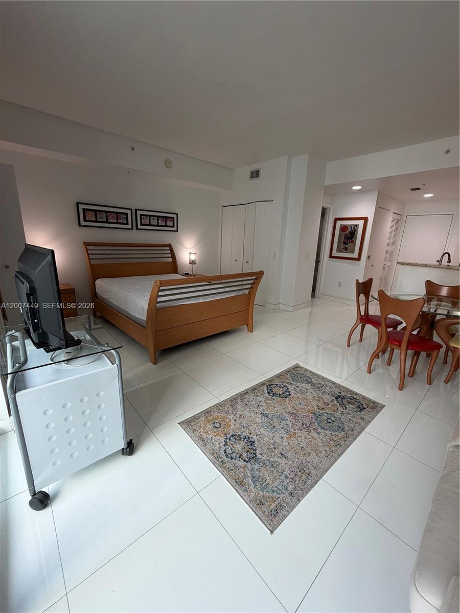 3180 Southwest 22nd Terrace, Unit 302 Miami, FL 33145 - Photo 10 of 28