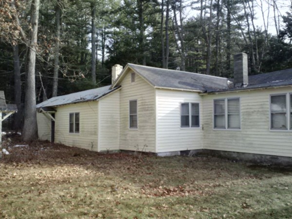 10 Stockwell Road Athol, MA 01331 - Photo 6 of 7 a view of a house with a yard