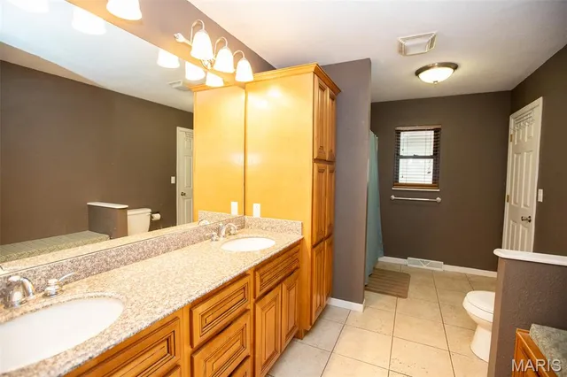 $269,900 | 85 North Scott Road, Cuba, MO 65453