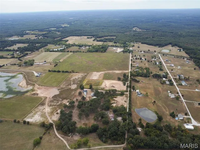 $269,900 | 85 North Scott Road, Cuba, MO 65453