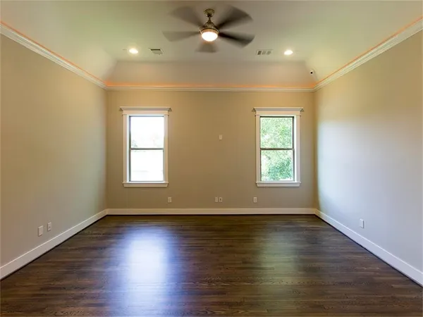 $3,999 | 1023 East 24th Street, Houston, TX 77009