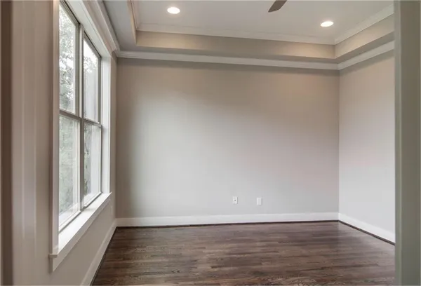 $3,999 | 1023 East 24th Street, Houston, TX 77009