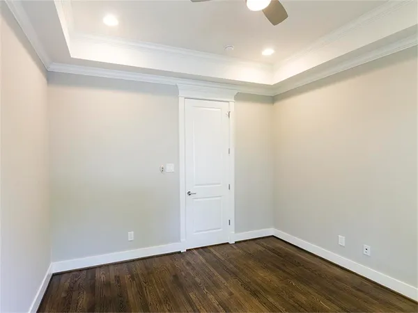 $3,999 | 1023 East 24th Street, Houston, TX 77009