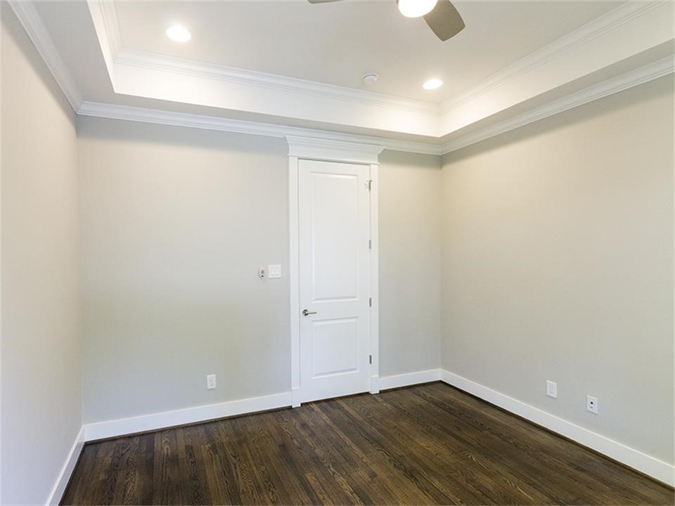 1023 East 24th Street Houston, TX 77009 - Photo 33 of 38