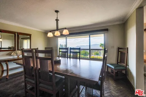 $2,888,000 | 441 Audraine Drive, Glendale, CA 91202