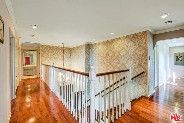 $2,888,000 | 441 Audraine Drive, Glendale, CA 91202