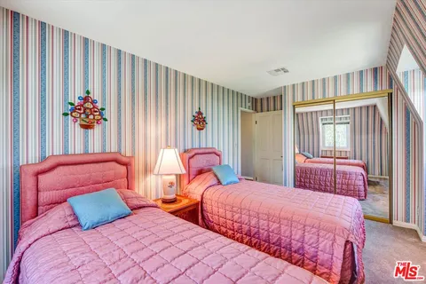 $2,888,000 | 441 Audraine Drive, Glendale, CA 91202