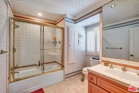 $2,888,000 | 441 Audraine Drive, Glendale, CA 91202