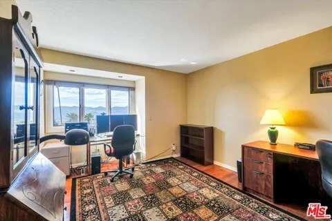 $2,888,000 | 441 Audraine Drive, Glendale, CA 91202