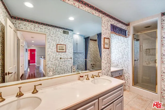 $2,888,000 | 441 Audraine Drive, Glendale, CA 91202