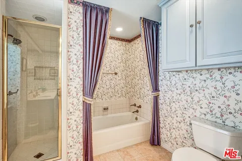 $2,888,000 | 441 Audraine Drive, Glendale, CA 91202