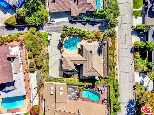 $2,888,000 | 441 Audraine Drive, Glendale, CA 91202