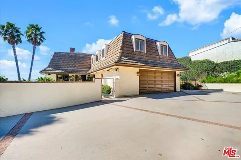 $2,888,000 | 441 Audraine Drive, Glendale, CA 91202