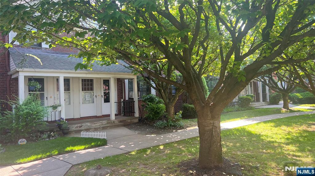 445 Union Avenue, Unit 2D Rutherford, NJ 07070 - Photo 1 of 3