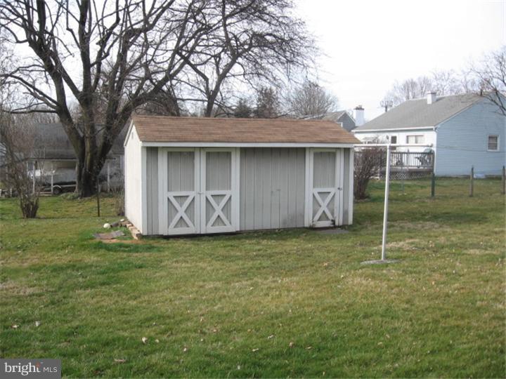 636 Pen-Ambler Road Lower Gwynedd, PA 19002 - Photo 13 of 17 Storage Shed