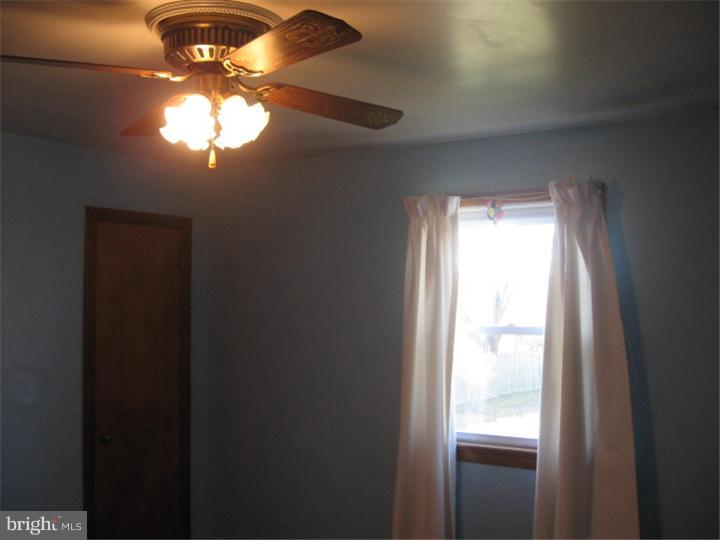 636 Pen-Ambler Road Lower Gwynedd, PA 19002 - Photo 6 of 17 Bedroom - Main