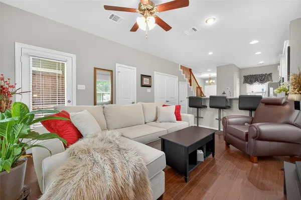 $235,995 | 278 Capetown, Montgomery, TX 77356