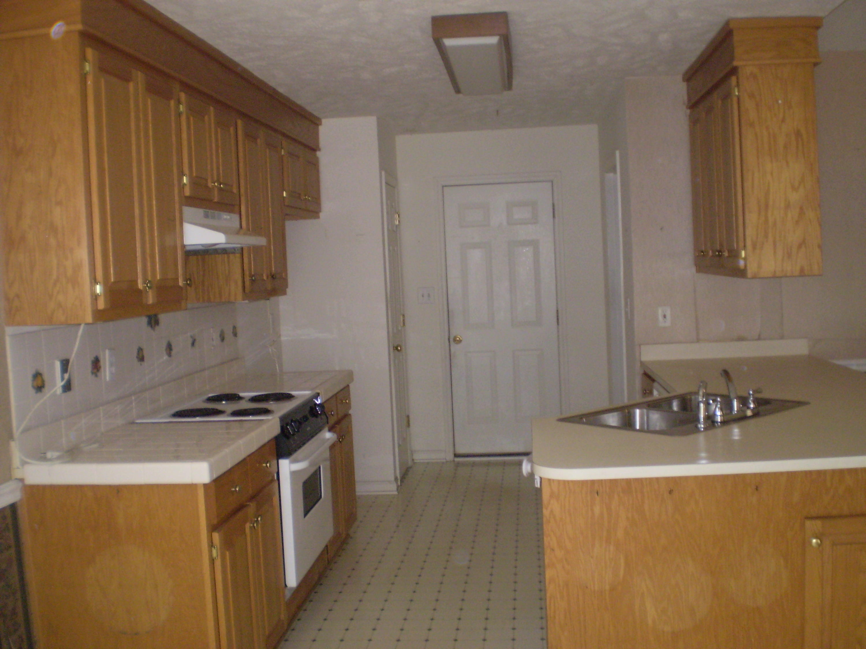 113 Quail Creek Court Rockingham, NC 28379 - Photo 6 of 12 P3140057