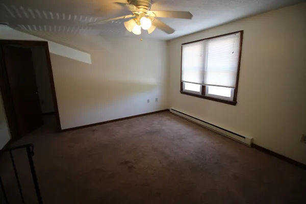 $1,950 | 84 Franklin Street, Unit 1, Derry, NH 03038