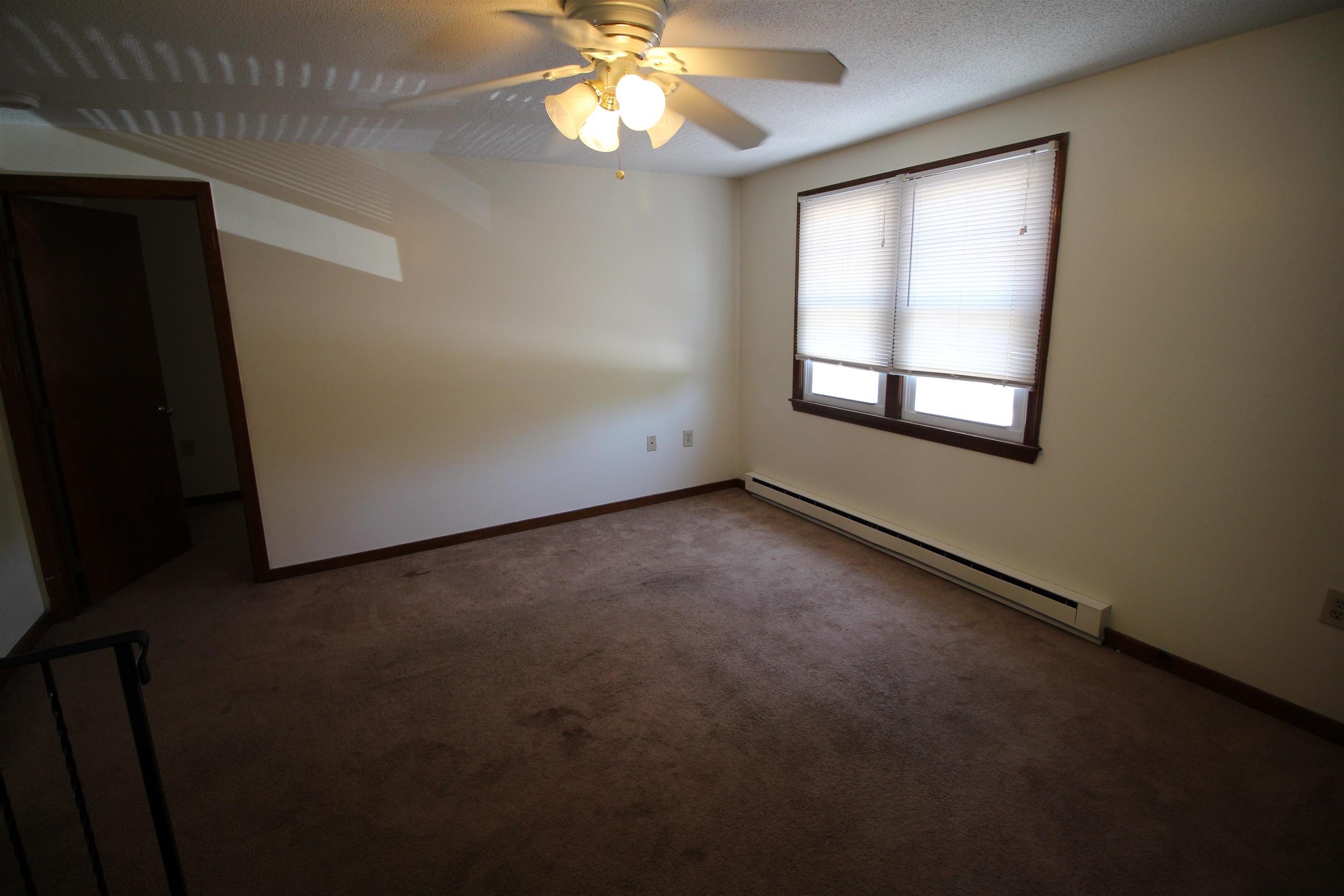 84 Franklin Street, Unit 1 Derry, NH 03038 - Photo 6 of 9