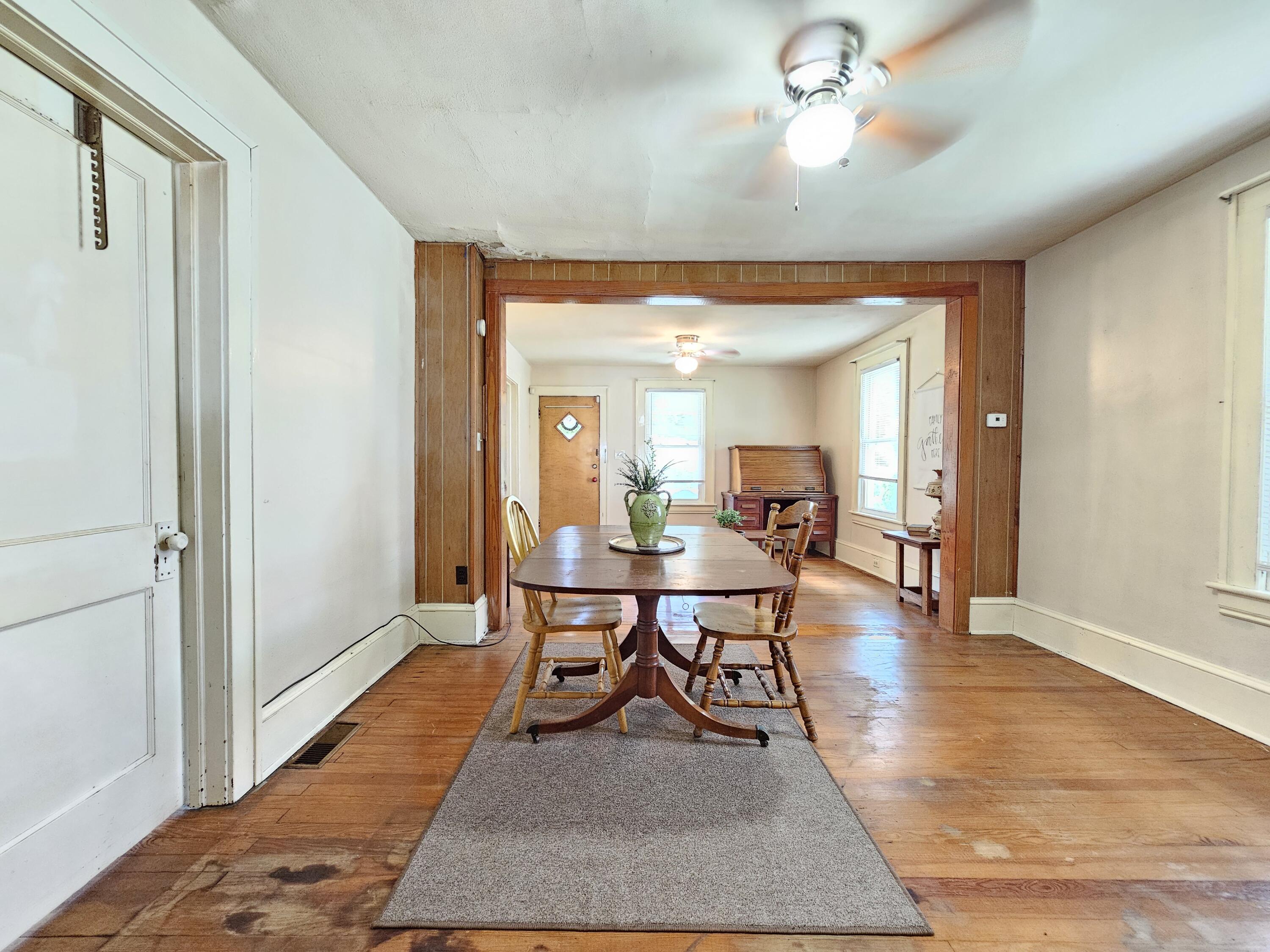 3420 New Spring Branch Road Southeast Roanoke, VA 24014 - Photo 11 of 28 3420 New Spring Branch RD SE