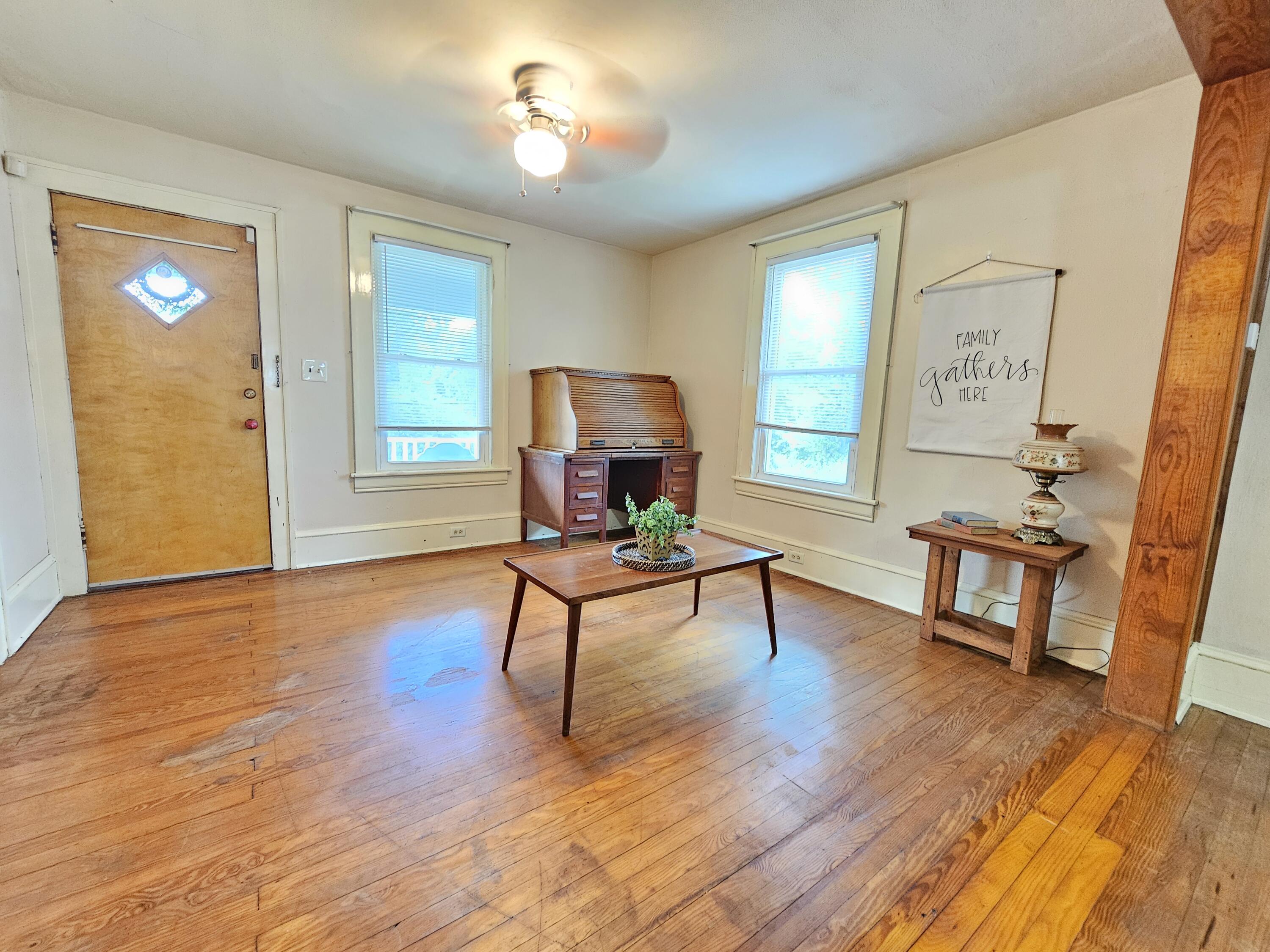 3420 New Spring Branch Road Southeast Roanoke, VA 24014 - Photo 8 of 28 3420 New Spring Branch RD SE