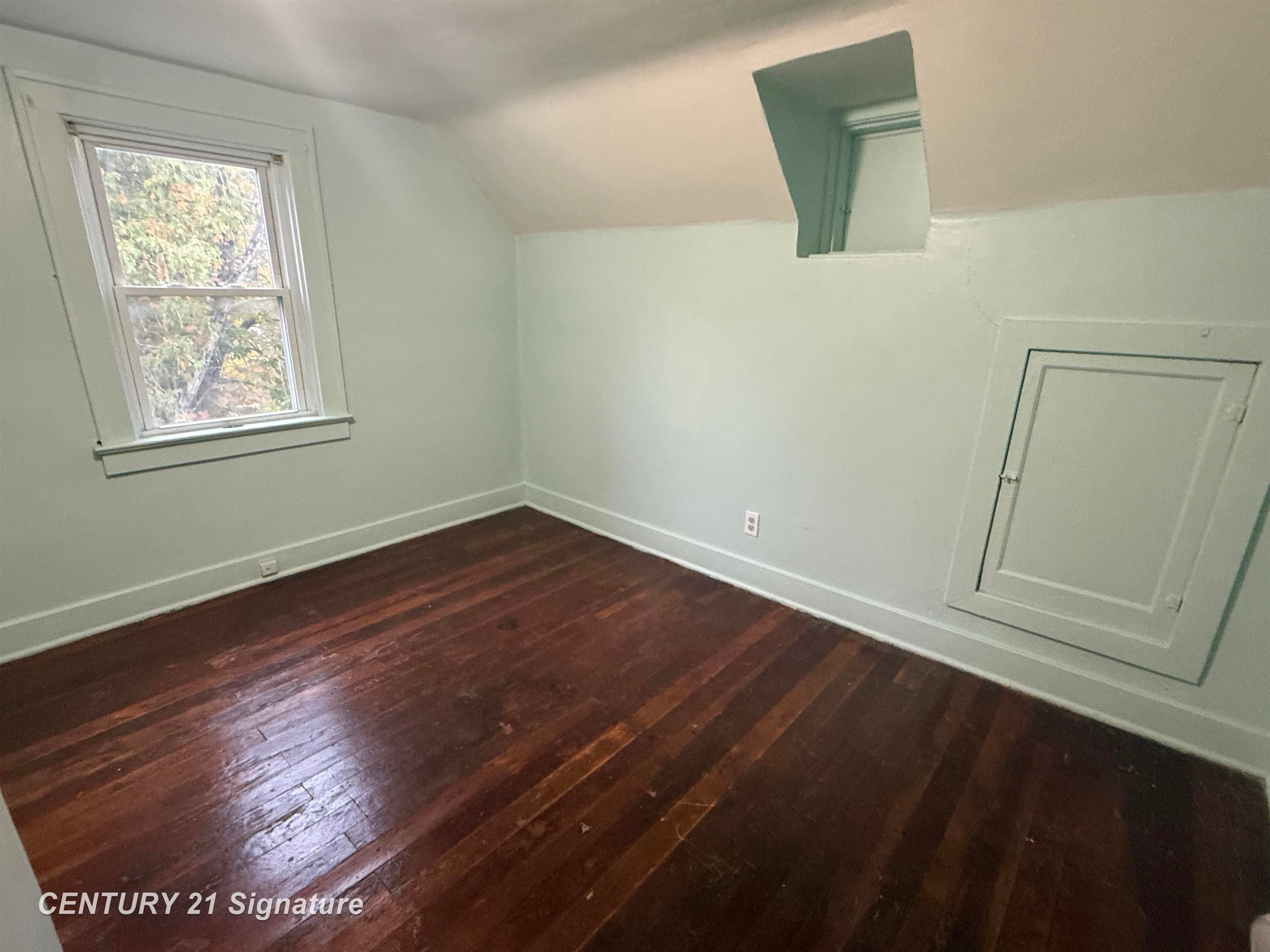 3244 South Center Road Burton, MI 48519 - Photo 10 of 14 Gallery Image 10