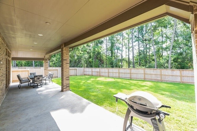 338 Mistletoe Ridge Montgomery, TX 77316 - Photo 15 of 22
