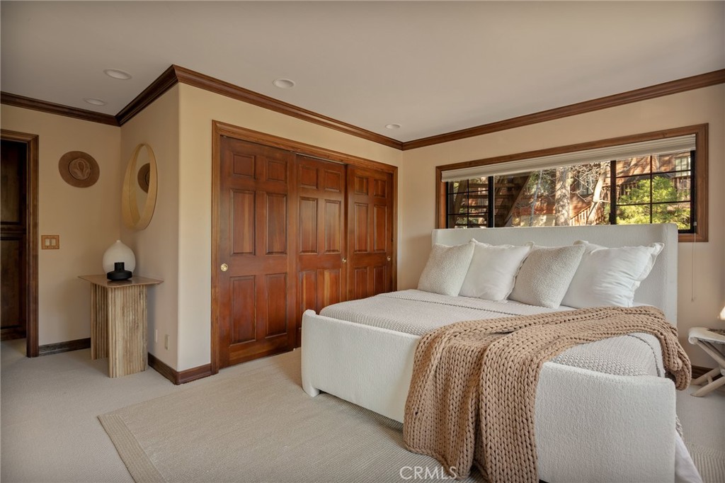 27538 West Shore Road Lake Arrowhead, CA 92352 - Photo 26 of 44