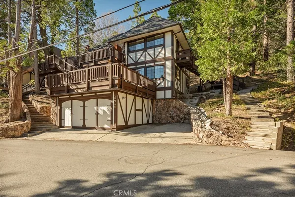 $1,150,000 | 27538 West Shore Road, Lake Arrowhead, CA 92352