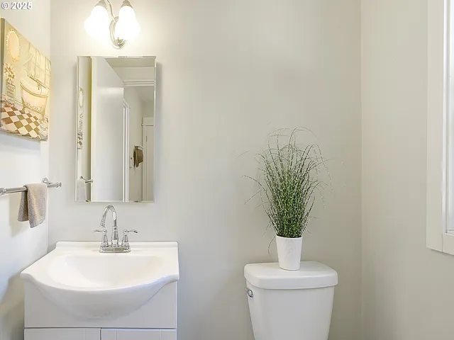 $675,000 | 1720 Kilkenny Drive, Lake Oswego, OR 97034