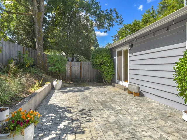 $675,000 | 1720 Kilkenny Drive, Lake Oswego, OR 97034