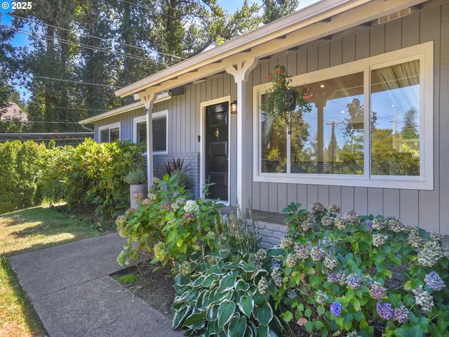 $675,000 | 1720 Kilkenny Drive, Lake Oswego, OR 97034