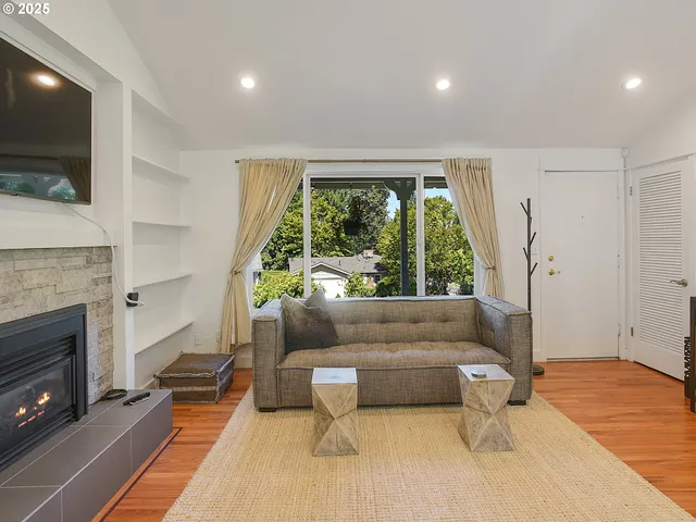 $675,000 | 1720 Kilkenny Drive, Lake Oswego, OR 97034