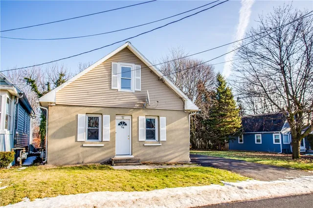 $169,900 | 126 Knapp Avenue, Irondequoit, NY 14609