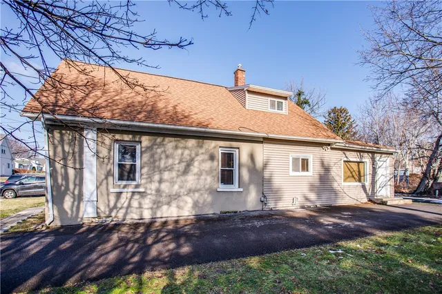 $169,900 | 126 Knapp Avenue, Irondequoit, NY 14609